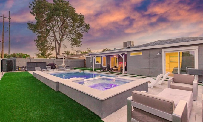 Camelback East House | 151 m² House ∙ 3 bedrooms ∙ 6 guests