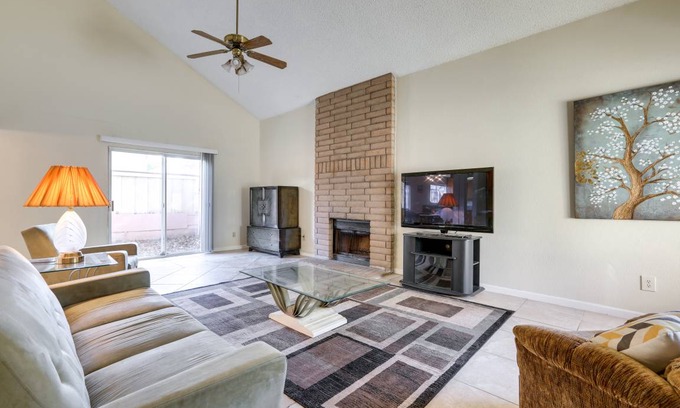 Citrus Heights House | 155 m² House ∙ 3 bedrooms ∙ 4 guests