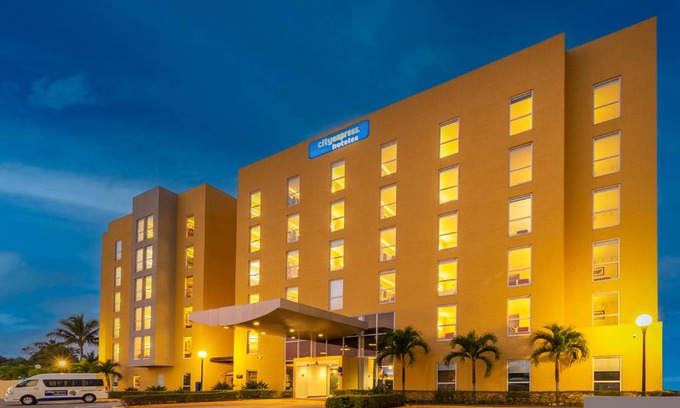 Tuxpan Hotel | 20 m² Hotel ∙ 10 guests