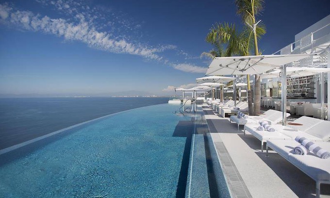 Puerto Vallarta Resort | 265 m² Resort ∙ 127 guests