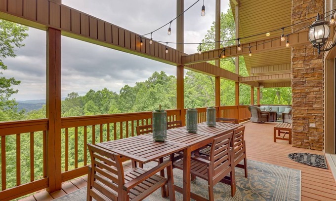 Blairsville House | 268 m² House ∙ 4 bedrooms ∙ 8 guests