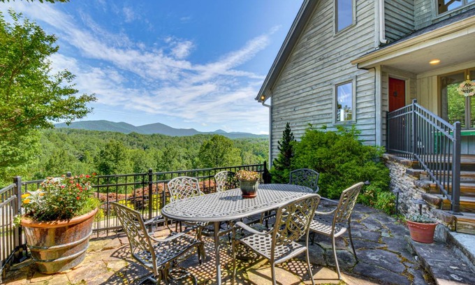 Dahlonega House | 297 m² House ∙ 4 bedrooms ∙ 8 guests