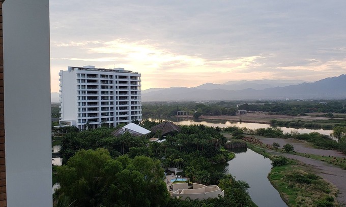 Nuevo Vallarta Condo | 2bd,2.5bath condo GrandLuxxe
