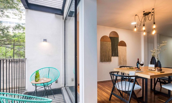 Hipodromo Apartment | 2BR Apt w/a long Pvt Balcony | Gym+Patio w/Grill