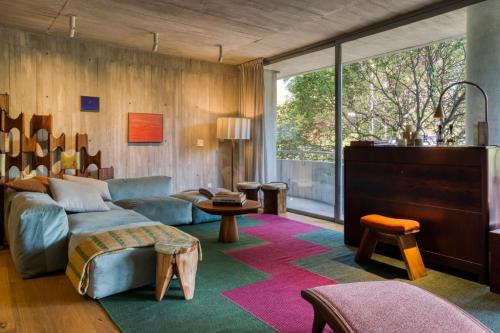 Hipodromo Apartment | 2BR Perfect Location Designer's Luxury
