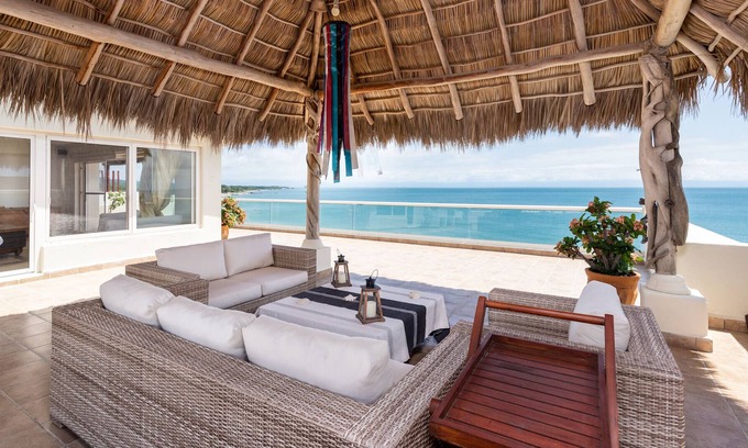 Emiliano Zapata Condo | 3 Bed Beachfront Penthouse in Punta Vista 1, Punta De Mita