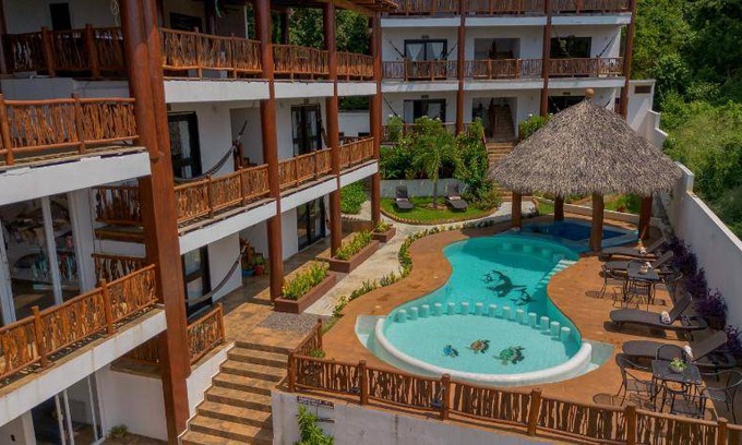 Troncones Hotel | 32 m² Hotel ∙ 6 guests