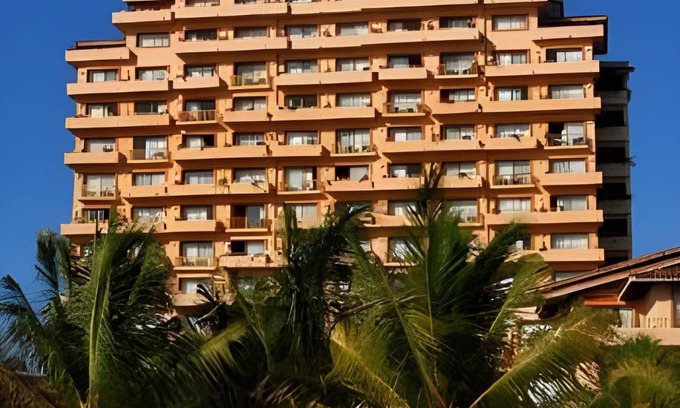 South Hotel Zone Hotel | 44 m² Hotel ∙ 127 guests