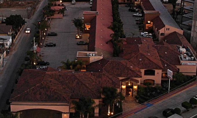 Tecate Hotel | 45 m² Hotel ∙ 6 guests