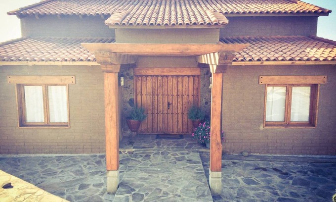 Tapalpa House | 450 m² House ∙ 4 bedrooms ∙ 12 guests