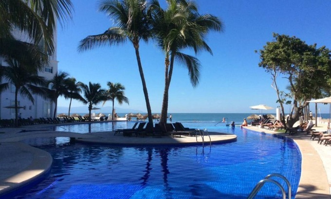 Nuevo Vallarta Condo | 5-star Beachfront Villa Magna Condo 1 Bedroom 1 Bathroom Sleeps 4