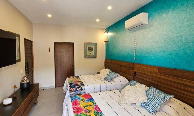 San Pedro Tesistan Hotel | 70 m² Hotel ∙ 4 guests