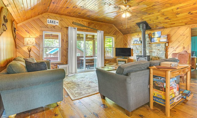 Rangeley House | 97 m² House ∙ 2 bedrooms ∙ 8 guests