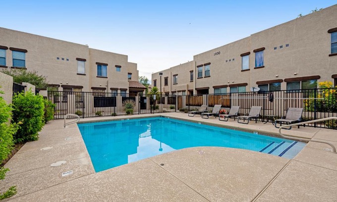 Alegre Community House | Alegre Park Escape