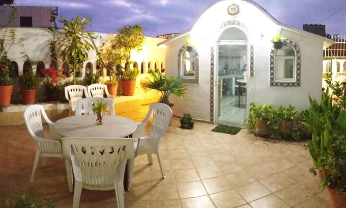 Emiliano Zapata Hostel | Alexandross Hostel