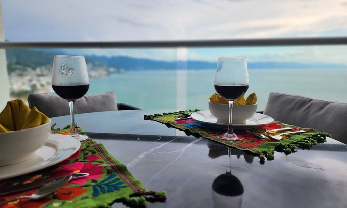 Las Glorias Condo | Amazing Sunsets Are Just The Beginning 3b/4ba Luxury 24th Floor Oceanfront Condo