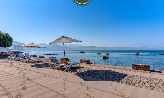 Isla Iguana Apartment | Apartment ∙ 2 bedrooms ∙ 4 guests