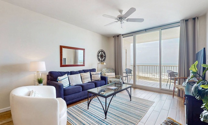Fort Morgan Condo | Attractive and Convenient Home w/Gulf Views, Shared Hot Tub & Pool, Free WiFi