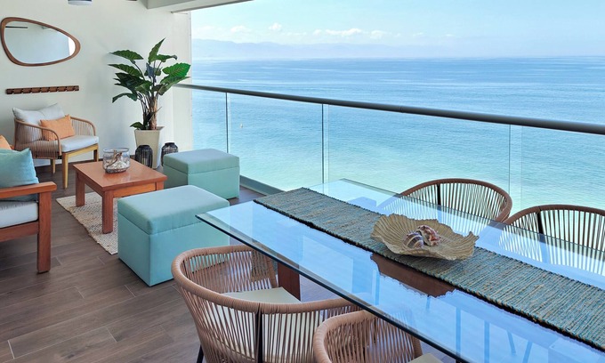Las Glorias Condo | Beachfront Luxury Condo, Great Location!