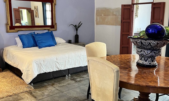 El Carmen House | Beautiful XVII century home, one block from Amparo Museum, best location in town
