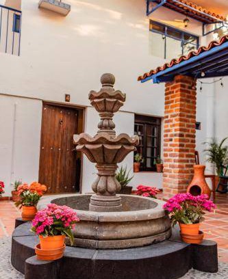 Guadalajara Bed & Breakfast | Bed and breakfast ∙ 4 guests