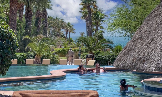 Sandy Beach Condo | Bella Sirena 105 Ground Floor Barefoot Paradise Condo