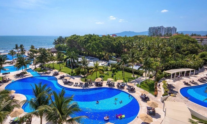 Nuevo Vallarta Condo | Breathtaking Villa Magna Beachfront Condo, 3 Bedrooms Sleeps 6