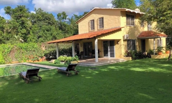 North End House | Casa Amma with garden and pool, ideal for families and friends.