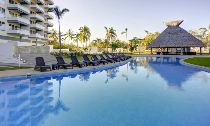 Nuevo Vallarta Condo | Casa Azul New 2BR, Deluxe Apt w/Great Views, Pool & Jacuzzi