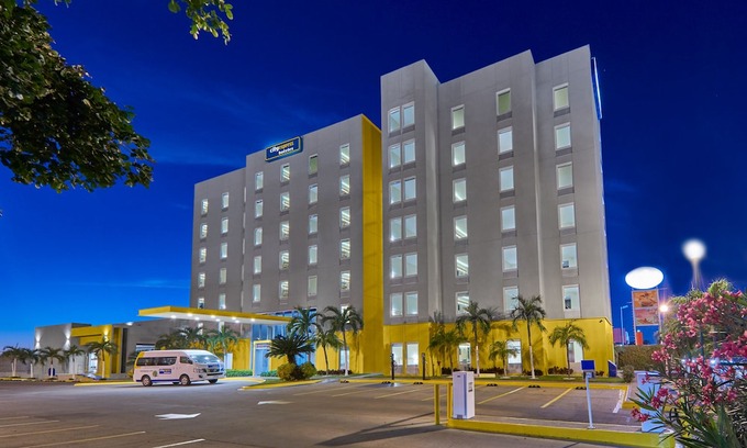 Los Mochis Hotel | City Express Los Mochis