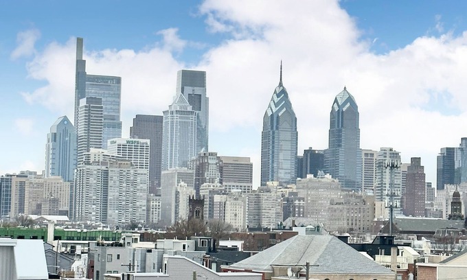 Point Breeze House | City views roof deck 4B/4B -10 mins to city centrenn