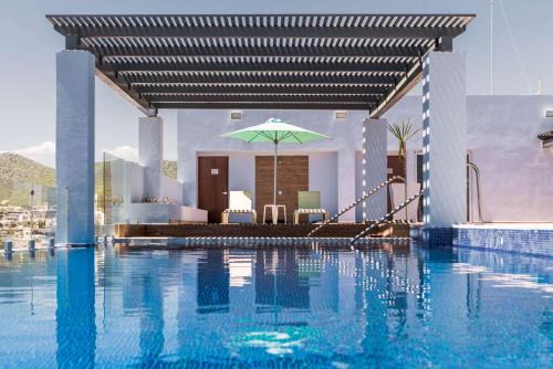 El Tezal Hotel | Comfort Inn & Suites Los Cabos