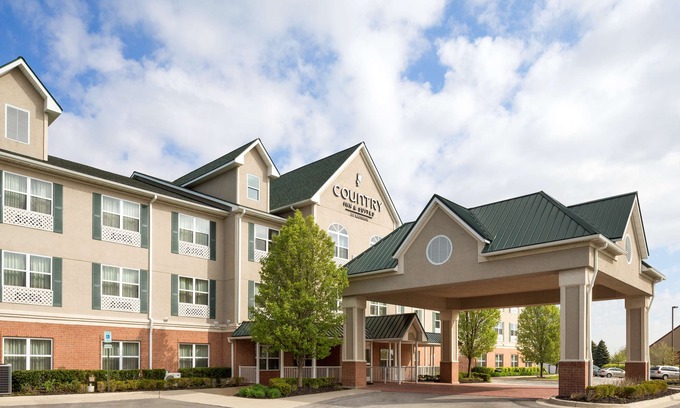 Rossford Hotel | Country Inn & Suites by Radisson, Toledo South, Oh