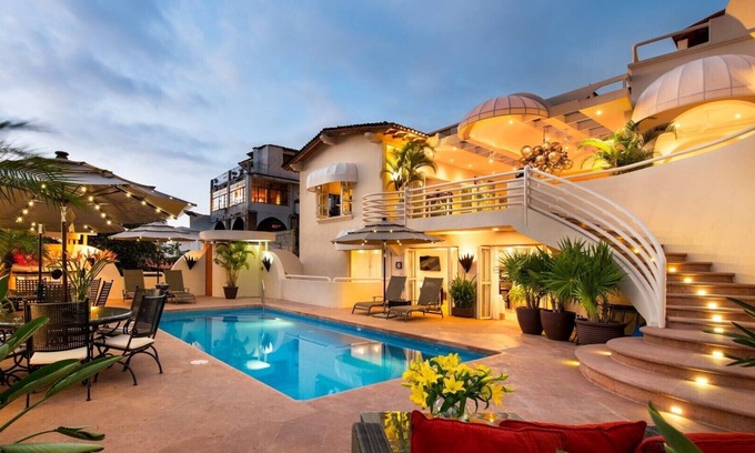 Downtown Puerto Vallarta Villa | DOWTOWN VILLA INCREDIBLE VIEWS WITH FULL STAFF