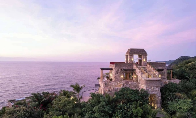 Higuera Blanca House | El Adivino
