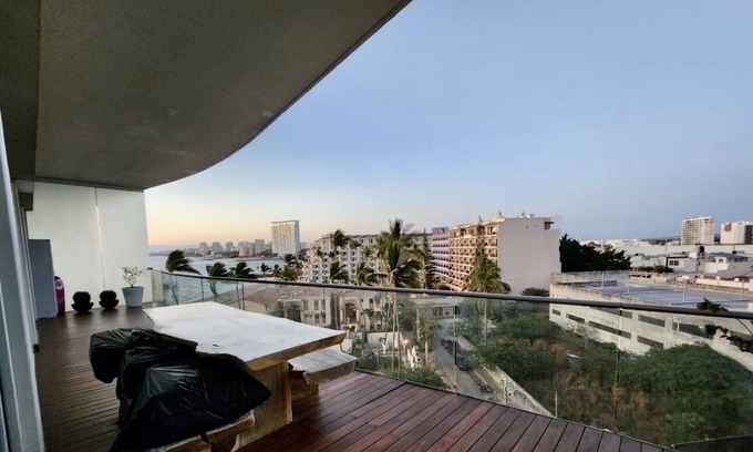 North Hotel Zone Condo | Fun and Vibrant Family Style Beachfront Condo!