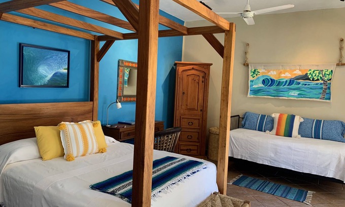 North End House | Fun, cute 1 bdrm Casita, great pool, beach 4 blocks