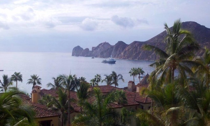 Los Cabos Villa | HACIENDA BEACH CLUB OCEAN VIEW. DIRECTLY ON MEDANO BEACH. GREAT LOCATION