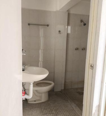Caleta House | HOSTEL Las Colinas