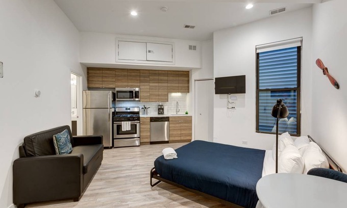 River West Hotel | Hotel ∙ 2 guests