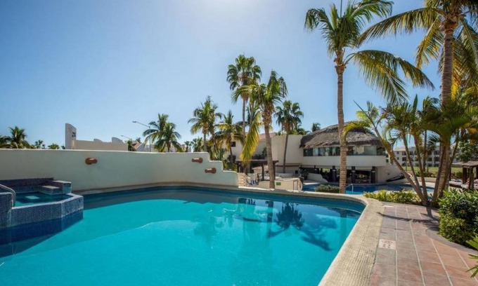 Campo de Golf Fonatur Hotel | Hotel ∙ Vibrant 1BR Condo Walking Distance to Punta Sur Golf Course