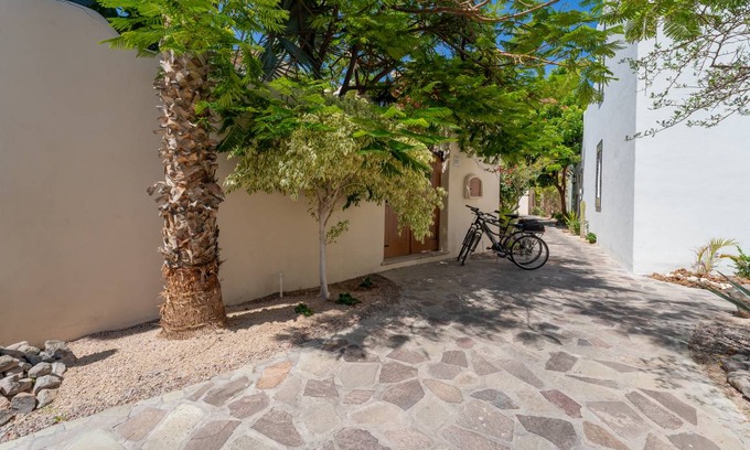 Nopolo House | House ∙ 3 bedrooms ∙ 6 guests