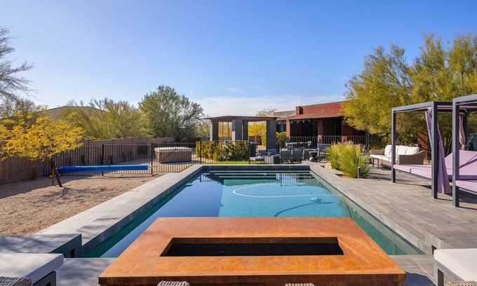 Desert View Village House | House ∙ 5 bedrooms ∙ 12 guests