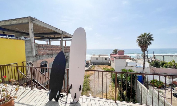 La Fonda Hostel | ITH Lazy Lobster Surf Hostel Tijuana
