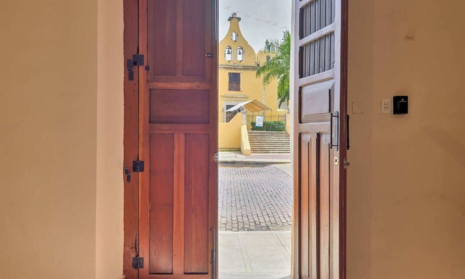 Centro House | La Ermita Suites in Merida Centro - Historic Church Front!