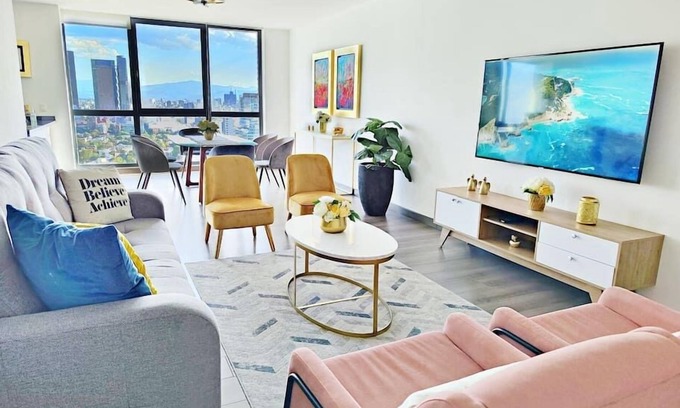 Anahuac Apartment | Landscape View+King Bed+Gym+ Pool/Parking- 3BR 2BT