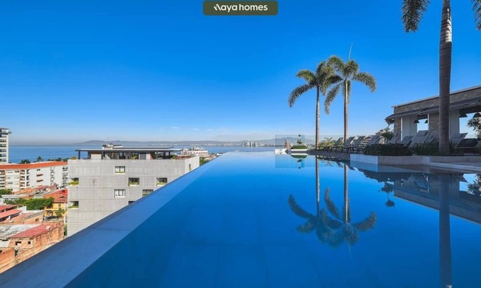 Emiliano Zapata Apartment | Luxurious 1BR Condo in Zona Romantica - Pool