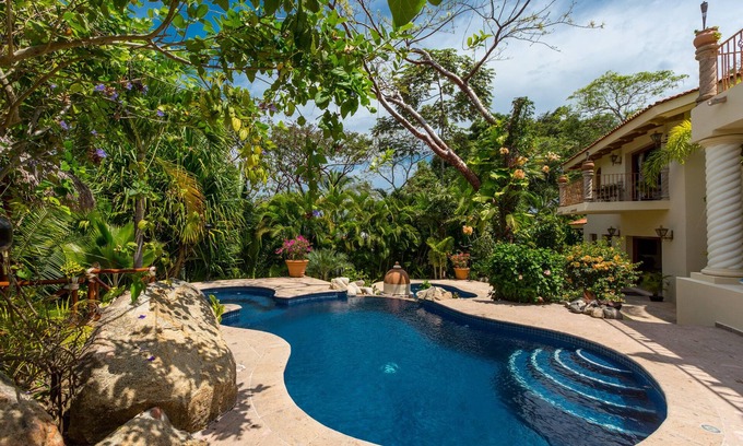 South Shore Hotel Area Villa | LUXURY AND PRIVATE MANSION 5BD
