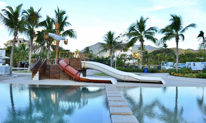 Olas Altas Condo | Luxury Oceanfront Condo in Manzanillo
