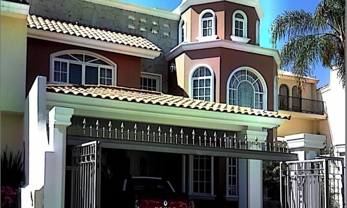 El Palomar House | LUXURY PRIVATE HOUSE!